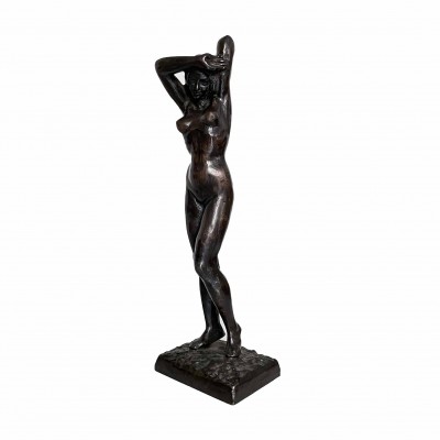 Bronze nude statue of a woman